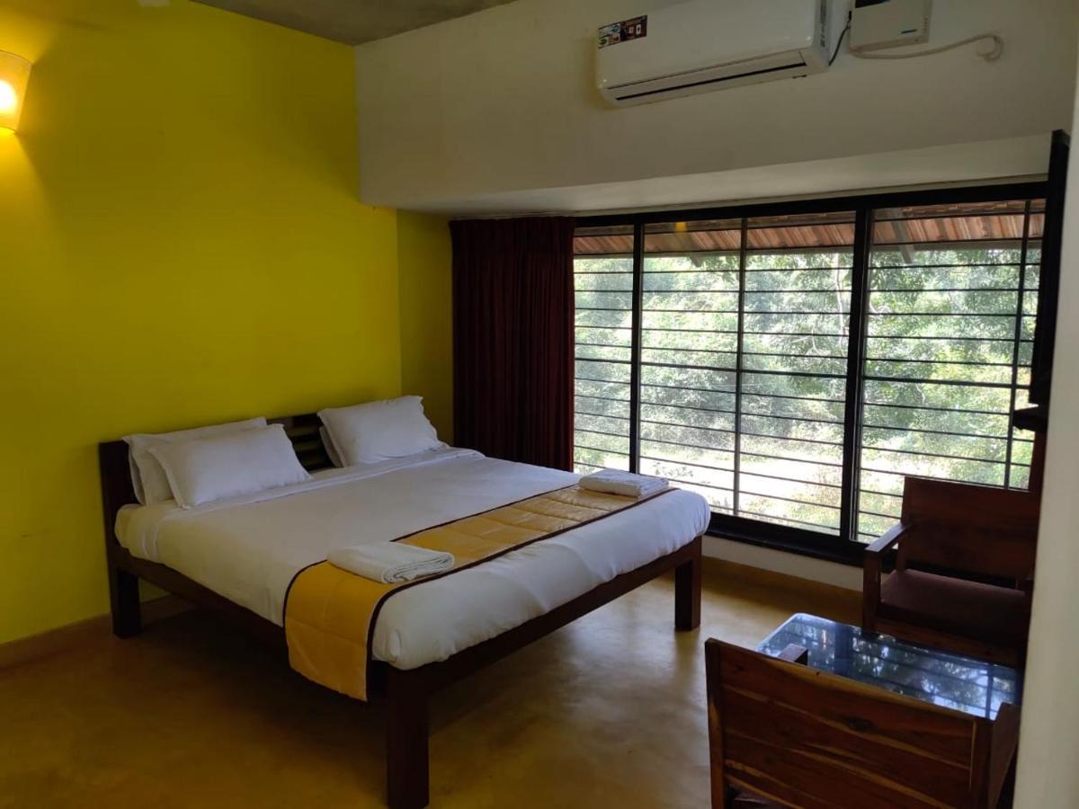 Le Tamarin Guest House Auroville Exteriör bild
